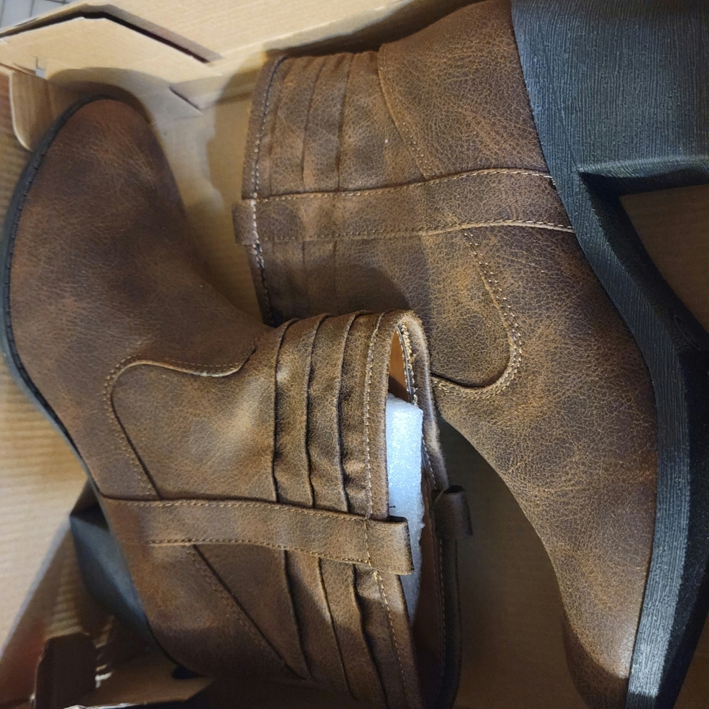 Womens shoe ankle boots
